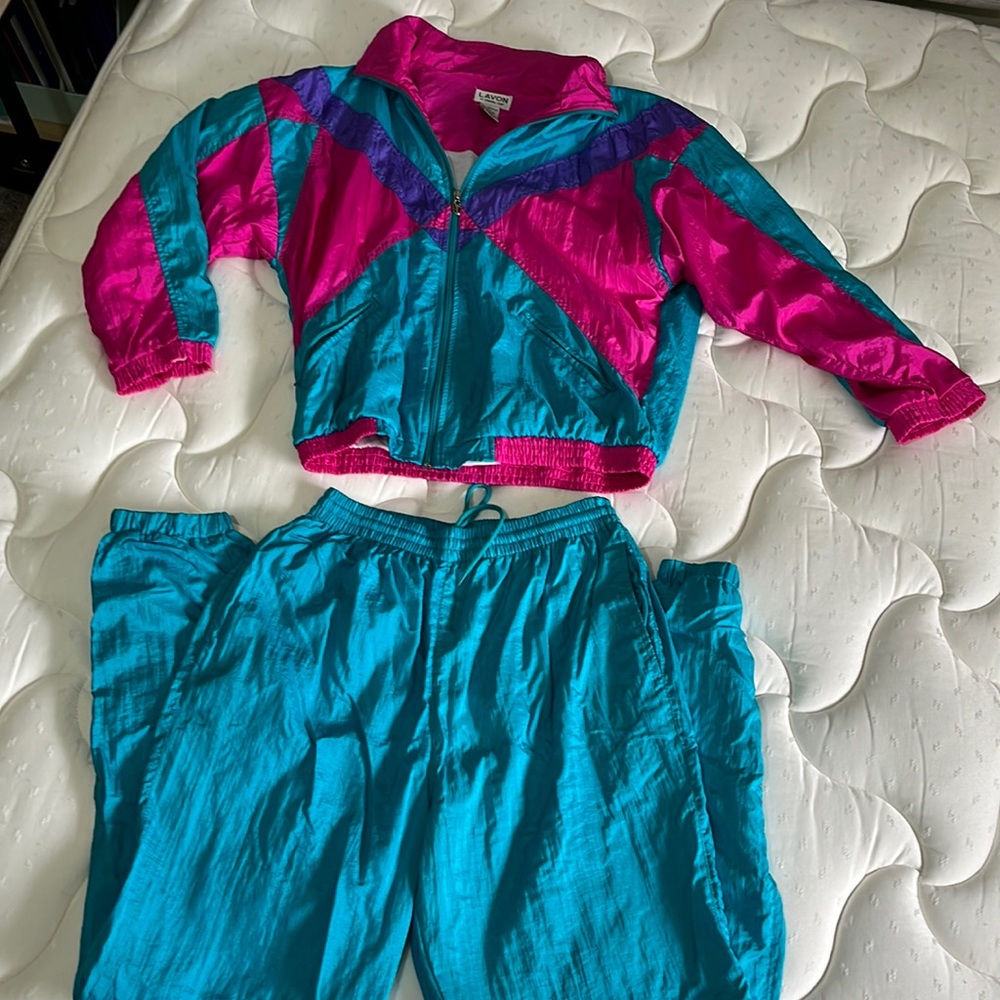 Lavon Tracksuit set - Picture 4 of 16